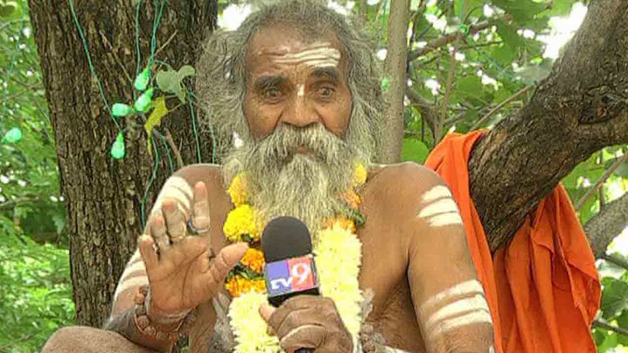 8 ದಿನದಿಂದ ಅನ್ನ-ನೀರು ಬಿಟ್ಟು, ಮಲಮೂತ್ರ ವಿಸರ್ಜನೆ ಮಾಡದೆ.. ಶ್ರೀಗಳ ಕಠೋರ ವ್ರತ! ಯಾಕೆ? 8 ದಿನದಿಂದ ಅನ್ನ-ನೀರು ಬಿಟ್ಟು, ಮಲಮೂತ್ರ ವಿಸರ್ಜನೆ ಮಾಡದೆ.. ಶ್ರೀಗಳ ಕಠೋರ ವ್ರತ! ಯಾಕೆ?