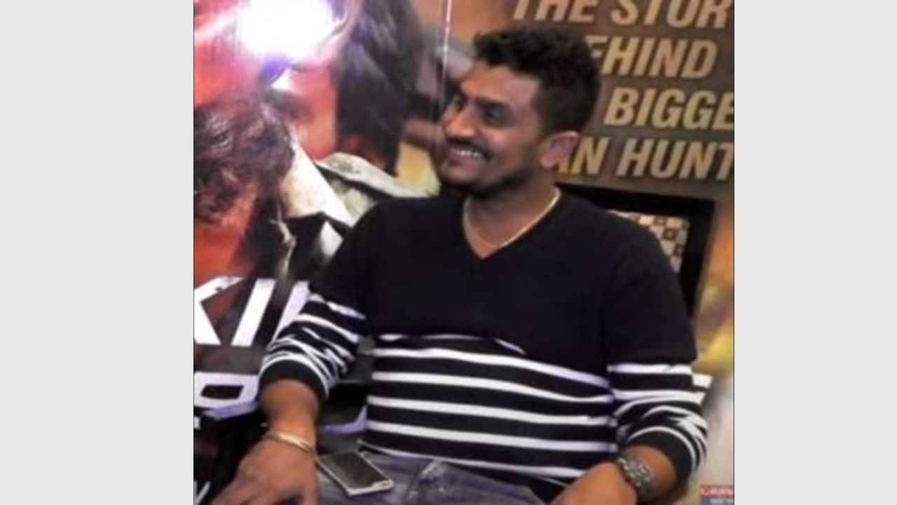 ಡ್ರಗ್ಸ್ ಕೇಸ್: ಶಿವಕುಮಾರ್ ಚಿಪ್ಪಿ ಯಾವುದೇ ಕ್ಷಣ CCB ಯಿಂದ ಬಂಧನ ಡ್ರಗ್ಸ್ ಕೇಸ್: ಶಿವಕುಮಾರ್ ಚಿಪ್ಪಿ ಯಾವುದೇ ಕ್ಷಣ CCB ಯಿಂದ ಬಂಧನ