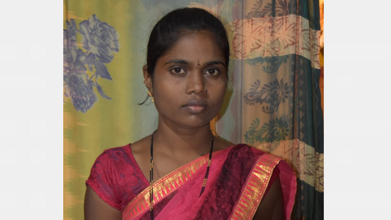 ಮಾಲೀಕನ ಪತ್ನಿಯ ಕಿರುಕುಳ, ಅವಮಾನ ತಾಳಲಾರದೆ ಮಹಿಳೆ ನೇಣಿಗೆ ಶರಣು ಮಾಲೀಕನ ಪತ್ನಿಯ ಕಿರುಕುಳ, ಅವಮಾನ ತಾಳಲಾರದೆ ಮಹಿಳೆ ನೇಣಿಗೆ ಶರಣು