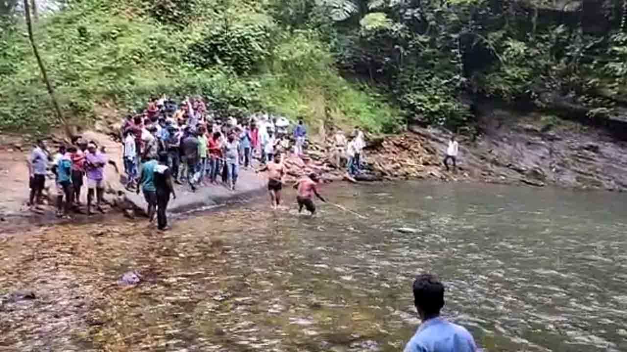 ಸಿರಿಮನೆ ಜಲಪಾತದಲ್ಲಿ ಮುಳುಗಿ ಯುವಕ ಸಾವು, ಮುಗಿಲು ಮುಟ್ಟಿದ ಪೋಷಕರ ಆಕ್ರಂದನ
