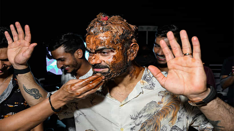 ಹ್ಯಾಪಿ ಬರ್ತ್ಡೇ ವಿರಾಟ್! | Kohli celebrates his 32nd birthday in Dubai