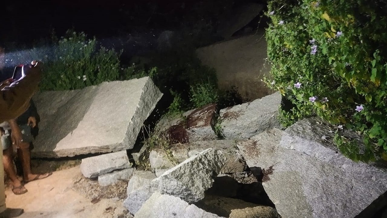 ಬರ್ಹಿದೆಸೆಗೆ ಹೋದಾಗ ಚಿರತೆ ದಾಳಿಗೆ ದೇವಸ್ಥಾನದ ಅಡುಗೆ ಭಟ್ಟ ಬಲಿ ಬರ್ಹಿದೆಸೆಗೆ ಹೋದಾಗ ಚಿರತೆ ದಾಳಿಗೆ ದೇವಸ್ಥಾನದ ಅಡುಗೆ ಭಟ್ಟ ಬಲಿ