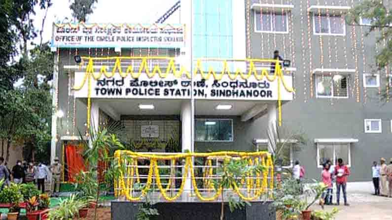 ಟಿವಿ9 ಇಂಪ್ಯಾಕ್ಟ್: APMC ಗೋದಾಮಿನಲ್ಲೇ ಸೇವೆ ಸಲ್ಲಿಸ್ತಿದ್ದ ಪೊಲೀಸರಿಗೆ ಹೊಸ ಠಾಣೆ; ಗೃಹಸಚಿವರಿಂದ ಲೋಕಾರ್ಪಣೆ
