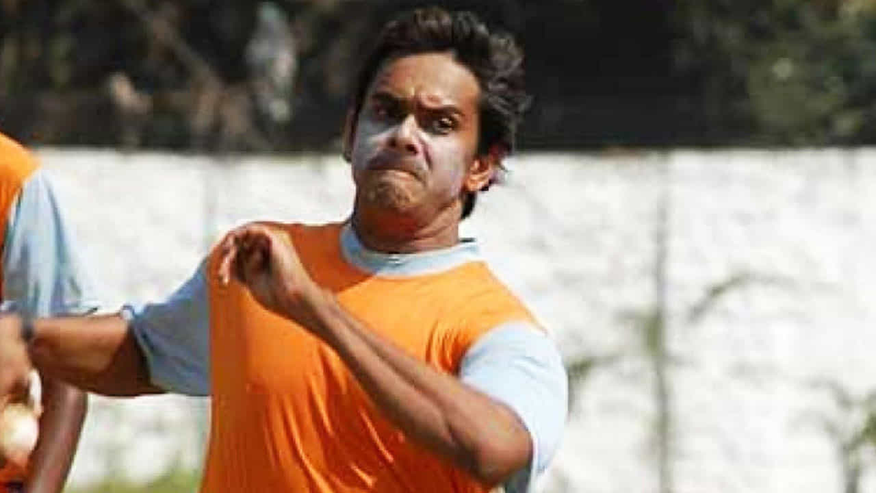IPL ಕ್ರಿಕೆಟ್ ಬೆಟ್ಟಿಂಗ್ನಲ್ಲಿ ತೊಡಗಿದ್ದ ಮಾಜಿ ಕ್ರಿಕೆಟಿಗ ಅರೆಸ್ಟ್ IPL ಕ್ರಿಕೆಟ್ ಬೆಟ್ಟಿಂಗ್ನಲ್ಲಿ ತೊಡಗಿದ್ದ ಮಾಜಿ ಕ್ರಿಕೆಟಿಗ ಅರೆಸ್ಟ್