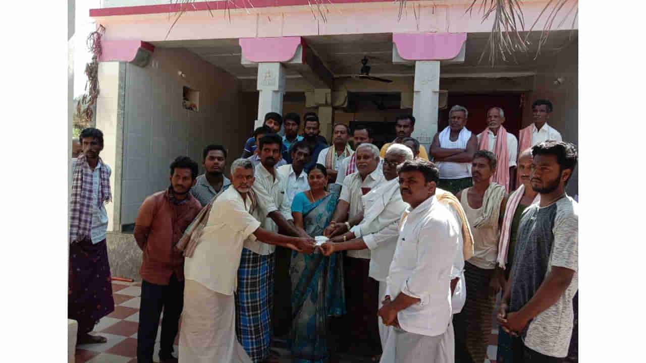 Sira By Election ವಾಗ್ದಾನ ಪೂರೈಸಿದ ಮಾಜಿ ಪ್ರಧಾನಿ ದೇವೇಗೌಡ, ಶಾಲೆಗೆ 1 ಲಕ್ಷ ನೆರವು