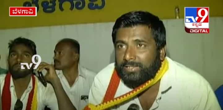 ಕರ್ನಾಟಕ ಏಕೀಕರಣ ಆದರೂ ಆ ಒಂದು ಕಚೇರಿಯಲ್ಲಿ ಕನ್ನಡದ ಧ್ವಜ ಇದುವರೆಗೆ ಹಾರಿರಲಿಲ್ಲ.. ಕರ್ನಾಟಕ ಏಕೀಕರಣ ಆದರೂ ಆ ಒಂದು ಕಚೇರಿಯಲ್ಲಿ ಕನ್ನಡದ ಧ್ವಜ ಇದುವರೆಗೆ ಹಾರಿರಲಿಲ್ಲ..