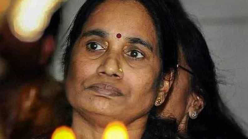 ನಿರ್ಭಯಾ ಪ್ರಕರಣಕ್ಕೆ 8 ವರ್ಷ: ರೇಪ್ ಸಂತ್ರಸ್ತರ ಪರ ಹೋರಾಟ ಮುಂದುವರಿಸುವೆ ಎಂದ ನಿರ್ಭಯಾ ತಾಯಿ ನಿರ್ಭಯಾ ಪ್ರಕರಣಕ್ಕೆ 8 ವರ್ಷ: ರೇಪ್ ಸಂತ್ರಸ್ತರ ಪರ ಹೋರಾಟ ಮುಂದುವರಿಸುವೆ ಎಂದ ನಿರ್ಭಯಾ ತಾಯಿ