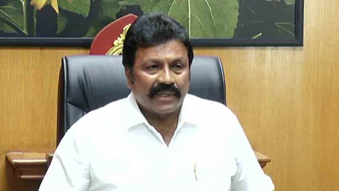 ‘ಆತ್ಮಹತ್ಯೆ ಮಾಡಿಕೊಳ್ಳೋ ರೈತರು ಹೇಡಿಗಳು.. ಹೆಂಡತಿ, ಮಕ್ಕಳನ್ನ ನೋಡಿಕೊಳ್ಳಲಾರದವನು ಹೇಡಿ’