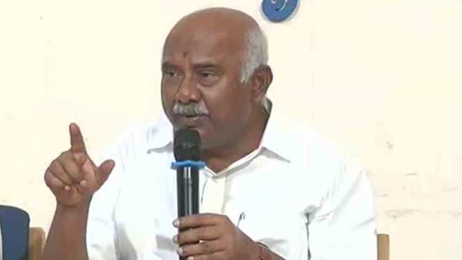ಎಸ್ಎಸ್ಎಲ್​ಸಿ ಪರೀಕ್ಷೆ ನಡೆಸಲು ಬಿಜೆಪಿ ಎಂಎಲ್​ಸಿ ಹೆಚ್.ವಿಶ್ವನಾಥ್ ವಿರೋಧ