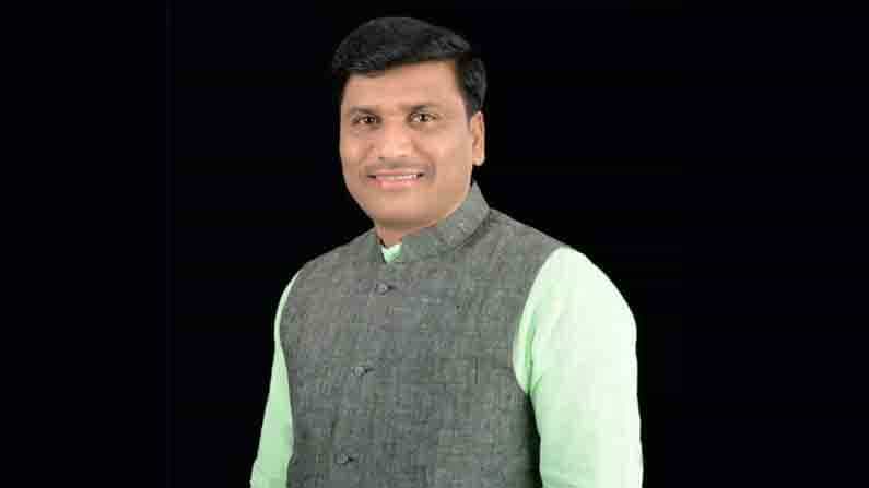 ಹಾಲು ಉತ್ಪಾದಕರ ಸಂಘ: ಶಾಸಕ ಭೀಮಾ ನಾಯ್ಕ್ ಸದಸ್ಯತ್ವ ರದ್ದು.. ಕಾರಣವೇನು ಗೊತ್ತಾ? ಹಾಲು ಉತ್ಪಾದಕರ ಸಂಘ: ಶಾಸಕ ಭೀಮಾ ನಾಯ್ಕ್ ಸದಸ್ಯತ್ವ ರದ್ದು.. ಕಾರಣವೇನು ಗೊತ್ತಾ?