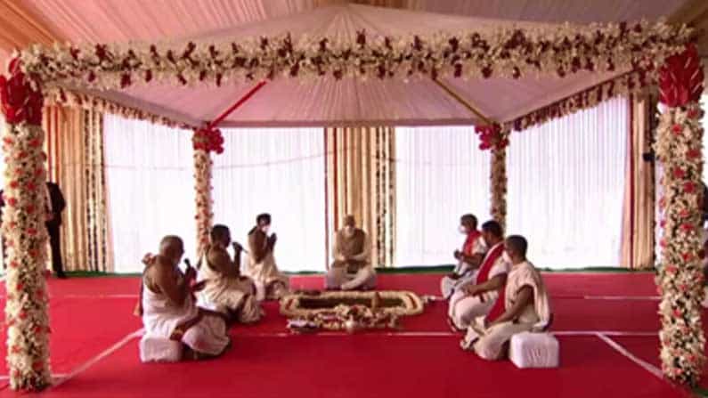 ಹೊಸ ಸಂಸತ್ ಭವನಕ್ಕೆ ಶಂಕುಸ್ಥಾಪನೆ: ಕನ್ನಡ ನಾಡಿನ ಅನುಭವ ಮಂಟಪ ನೆನೆದ ಪ್ರಧಾನಿ ನರೇಂದ್ರ ಮೋದಿ ಹೊಸ ಸಂಸತ್ ಭವನಕ್ಕೆ ಶಂಕುಸ್ಥಾಪನೆ: ಕನ್ನಡ ನಾಡಿನ ಅನುಭವ ಮಂಟಪ ನೆನೆದ ಪ್ರಧಾನಿ ನರೇಂದ್ರ ಮೋದಿ