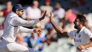 India vs Australia Test Series 2020: ಅಡಿಲೇಡ್​ನಲ್ಲಿ ಬೀಗಿದ ಟೀಂ ಇಂಡಿಯಾ ಬೌಲರ್​​ಗಳು; ಚಿತ್ರಗಳು ಇಲ್ಲಿವೆ