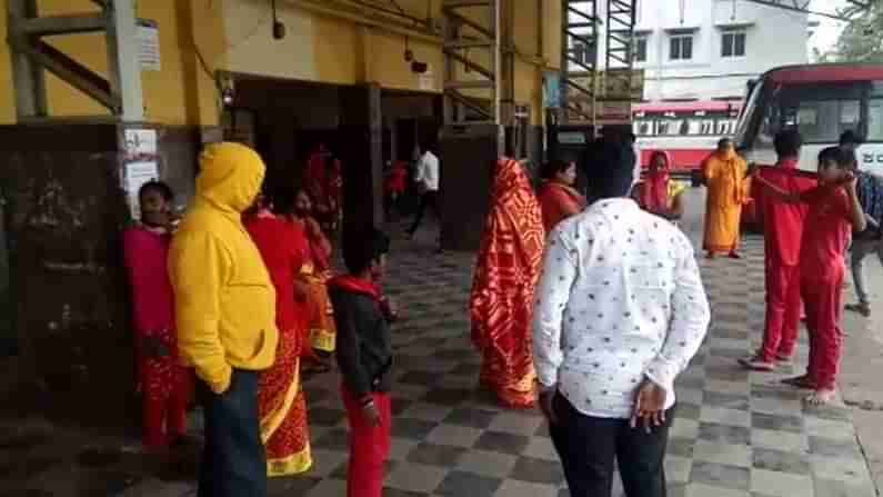 ಡೀಸೆಲ್ ಖಾಲಿಯಾಗಿ KSRTC ಪ್ರಯಾಣಿಕರ ಪರದಾಟ: ಡಿಪೋ ಮ್ಯಾನೇಜರ್ ವಿರುದ್ಧ ಆಕ್ರೋಶ