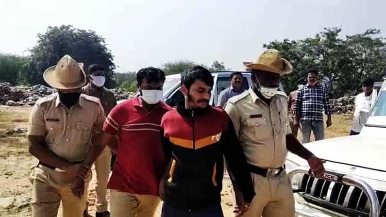 ಮೂರೂವರೆ ತಿಂಗಳ ಹಿಂದೆ ನಾಪತ್ತೆಯಾಗಿದ್ದ ಅರ್ಚಕನ ಶವ ಪತ್ತೆ: ಹೂತಿದ್ದ ಶವ ಹೊರತೆಗೆದು ಮರಣೋತ್ತರ ಪರೀಕ್ಷೆ ಮೂರೂವರೆ ತಿಂಗಳ ಹಿಂದೆ ನಾಪತ್ತೆಯಾಗಿದ್ದ ಅರ್ಚಕನ ಶವ ಪತ್ತೆ: ಹೂತಿದ್ದ ಶವ ಹೊರತೆಗೆದು ಮರಣೋತ್ತರ ಪರೀಕ್ಷೆ