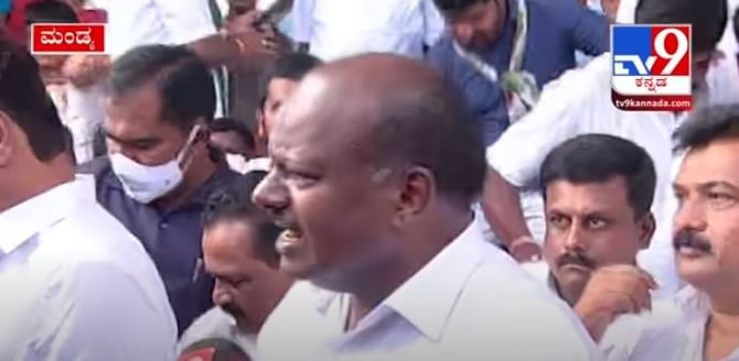 ರಾಧಿಕಾ ಕುಮಾರಸ್ವಾಮಿ ಯಾರು ಅಂತಾ ಗೊತ್ತಿಲ್ಲ: HD ಕುಮಾರಸ್ವಾಮಿ ರಾಧಿಕಾ ಕುಮಾರಸ್ವಾಮಿ ಯಾರು ಅಂತಾ ಗೊತ್ತಿಲ್ಲ: HD ಕುಮಾರಸ್ವಾಮಿ