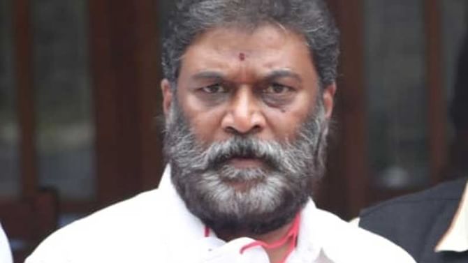 Anand Singh: ಬೊಮ್ಮಾಯಿ ಸಂಪುಟದ ಮೊದಲ ವಿಕೆಟ್ ಪತನಕ್ಕೆ ಕೌಂಟ್ಡೌನ್? ಸಚಿವ ಸ್ಥಾನಕ್ಕೆ ರಾಜೀನಾಮೆ ಕೊಡ್ತಾರಾ ಆನಂದ್ ಸಿಂಗ್? Anand Singh: ಬೊಮ್ಮಾಯಿ ಸಂಪುಟದ ಮೊದಲ ವಿಕೆಟ್ ಪತನಕ್ಕೆ ಕೌಂಟ್ಡೌನ್? ಸಚಿವ ಸ್ಥಾನಕ್ಕೆ ರಾಜೀನಾಮೆ ಕೊಡ್ತಾರಾ ಆನಂದ್ ಸಿಂಗ್?