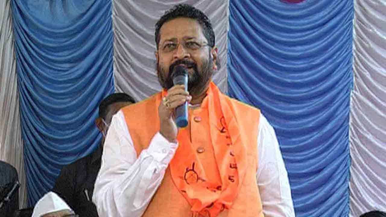 3 ಸಚಿವ ಸ್ಥಾನ ಬ್ಲ್ಯಾಕ್‌ಮೇಲ್ ಮಾಡಿ ಪಡೆದುಕೊಂಡಿದ್ದಾರೆ, CD ತೋರಿಸಿ BSYರನ್ನ ಹೆದರಿಸಿದ್ದಾರೆ: ಯತ್ನಾಳ್