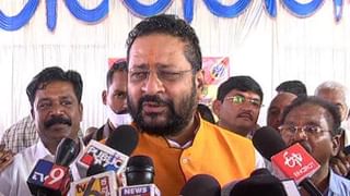 ಯುವಕನ ಅಂತ್ಯಕ್ರಿಯೆ: ಅಭಿಮಾನಿಯ ಆಸೆ ಈಡೇರಿಸಿದ ಸಿದ್ದರಾಮಯ್ಯ, ಟ್ವೀಟ್​ ಮಾಡಿ ಎಚ್ಚರಿಸಿದ ನಟ ಯಶ್