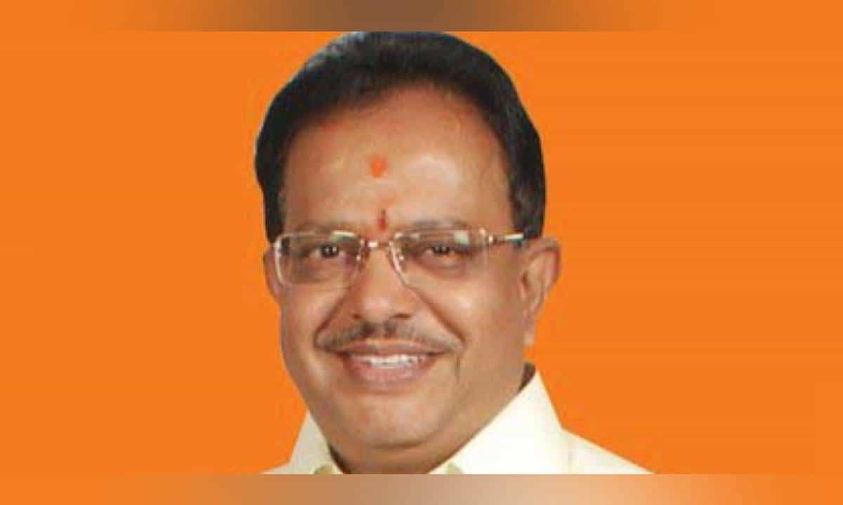 ಸರ್ಕಾರಿ ಜಮೀನು ಒತ್ತುವರಿ ಆರೋಪ: ಬೆಂ.ದಕ್ಷಿಣ BJP ಶಾಸಕ M.ಕೃಷ್ಣಪ್ಪ ವಿರುದ್ಧ PIL ಸರ್ಕಾರಿ ಜಮೀನು ಒತ್ತುವರಿ ಆರೋಪ: ಬೆಂ.ದಕ್ಷಿಣ BJP ಶಾಸಕ M.ಕೃಷ್ಣಪ್ಪ ವಿರುದ್ಧ PIL