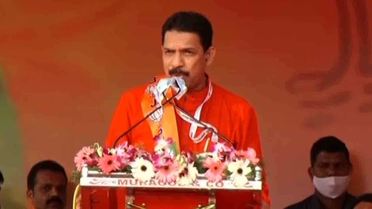 ನಿನ್ನೆ ರಾತ್ರಿ ಸಿಎಂ BSY ತೆರಳಿದ ನಂತರ.. ಅಮಿತ್ ಶಾ ಜೊತೆ ಅನೌಪಚಾರಿಕವಾಗಿ ಚರ್ಚೆ ಮಾಡಿದ್ದೇವೆ -ಕಟೀಲು ನಿನ್ನೆ ರಾತ್ರಿ ಸಿಎಂ BSY ತೆರಳಿದ ನಂತರ.. ಅಮಿತ್ ಶಾ ಜೊತೆ ಅನೌಪಚಾರಿಕವಾಗಿ ಚರ್ಚೆ ಮಾಡಿದ್ದೇವೆ -ಕಟೀಲು