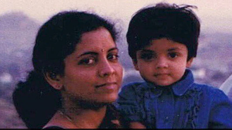 NIRMALA SITHARAMAN RARE PHOTO