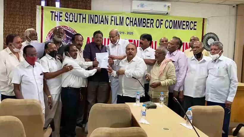 ಟಾಲಿವುಡ್ನಲ್ಲಿ ರಾಬರ್ಟ್ ರಿಲೀಸ್ಗೆ ಗ್ರೀನ್ ಸಿಗ್ನಲ್ ಸಿಗೋ ಸಾಧ್ಯತೆ: ಭರವಸೆ ನೀಡಿದ ಸೌತ್ ಇಂಡಿಯನ್ ಫಿಲಂ ಚೇಂಬರ್