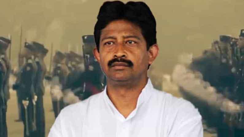 ಮಮತಾ ಬ್ಯಾನರ್ಜಿ ಸರ್ಕಾರಕ್ಕೆ ಮತ್ತೊಂದು ಆಘಾತ: ಅರಣ್ಯ ಸಚಿವ ರಾಜೀವ್ ಬ್ಯಾನರ್ಜಿ ರಾಜೀನಾಮೆ..! ಮಮತಾ ಬ್ಯಾನರ್ಜಿ ಸರ್ಕಾರಕ್ಕೆ ಮತ್ತೊಂದು ಆಘಾತ: ಅರಣ್ಯ ಸಚಿವ ರಾಜೀವ್ ಬ್ಯಾನರ್ಜಿ ರಾಜೀನಾಮೆ..!