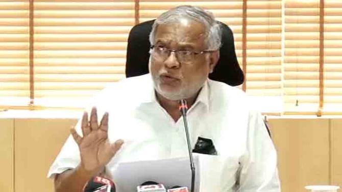 ರಾಜ್ಯದ ಶಾಲೆಗಳ ಬೇಸಿಗೆ ರಜಾ ಅವಧಿ ಪರಿಷ್ಕರಣೆ: ಸಚಿವ ಸುರೇಶ್​ ಕುಮಾರ್