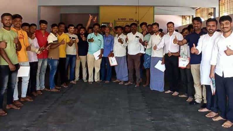 ರಕ್ತದಾನಕ್ಕೆ ಪ್ರೇರಣೆಯಾದ ಪೇದೆ: ಸ್ನೇಹ ಮೈತ್ರಿ ಬ್ಲಡ್ ಆರ್ಮಿ ಗ್ರೂಪ್ನಿಂದ ಕೊರೊನಾ ನಡುವೆಯೂ ರಕ್ತದಾನ ಶಿಬಿರಗಳು