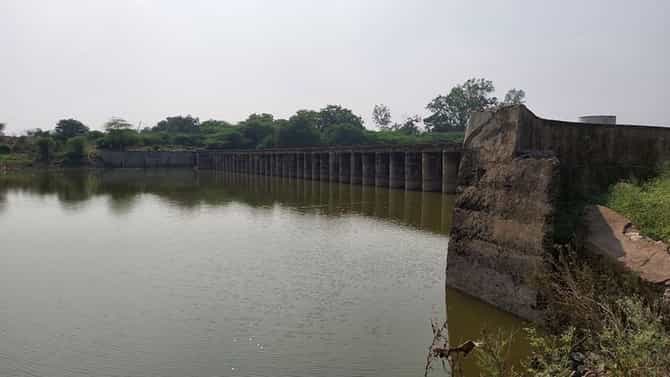 ಕಿತ್ತುಹೋದ ಬ್ಯಾರೇಜ್​ನಿಂದ ತೆಲಂಗಾಣಕ್ಕೆ ನೀರು! ಕರ್ನಾಟಕದ ಜನತೆಗೆ ಕುಡಿಯುವ ನೀರೂ ಇಲ್ಲ; ನೀರಾವರಿಗೂ ಇಲ್ಲ