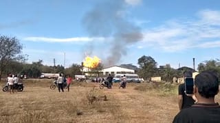 ಖಾಸಗಿ ವಾಹನಕ್ಕೂ ಸರ್ಕಾರಿ ಡಿಪೋದಲ್ಲಿ ಡೀಸೆಲ್ ತುಂಬಿಸಿಕೊಂಡ ಬಸ್ ಸಚಿವ ಲಕ್ಷ್ಮಣ ಸವದಿ..!