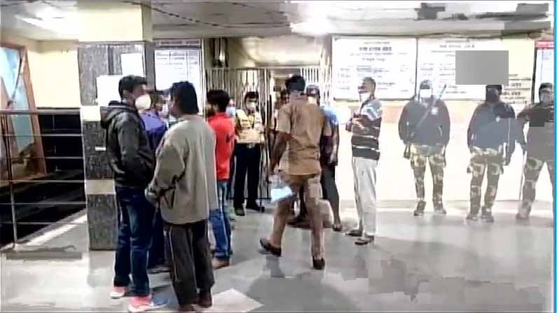 ಸಾರ್ವಜನಿಕ ಆಸ್ಪತ್ರೆಯಲ್ಲಿ ಅಗ್ನಿ ಅವಘಡ: 10 ಮಕ್ಕಳು ಸಜೀವದಹನ ಸಾರ್ವಜನಿಕ ಆಸ್ಪತ್ರೆಯಲ್ಲಿ ಅಗ್ನಿ ಅವಘಡ: 10 ಮಕ್ಕಳು ಸಜೀವದಹನ