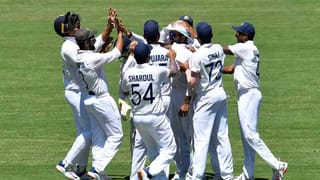 ನನ್ನ ದಾಖಲೆಯನ್ನು ಸರಿಗಟ್ಟುವ ಅವಕಾಶ ರವಿಚಂದ್ರನ್ ಅಶ್ವಿನ್​ಗಿದೆ: ಮುರಳೀಧರನ್