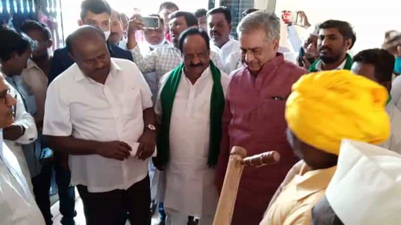 ಮೈತ್ರಿ ಸರ್ಕಾರದಲ್ಲಿ ನಾನು ಕ್ಲರ್ಕ್ನಂತೆ ಇದ್ದೆ: ಮಾಜಿ ಮುಖ್ಯಮಂತ್ರಿ ಕುಮಾರಸ್ವಾಮಿ ಮೈತ್ರಿ ಸರ್ಕಾರದಲ್ಲಿ ನಾನು ಕ್ಲರ್ಕ್ನಂತೆ ಇದ್ದೆ: ಮಾಜಿ ಮುಖ್ಯಮಂತ್ರಿ ಕುಮಾರಸ್ವಾಮಿ