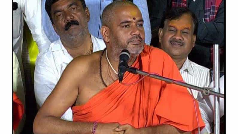 ಯಡಿಯೂರಪ್ಪ ರಾಜ ಇದ್ದಂತೆ.. ಕೇಳುವುದು ಪ್ರಜೆಗಳ ಹಕ್ಕು, ಕೊಡುವ ಧರ್ಮ ಅವರದ್ದು- ನಿರಂಜನಾನಂದಪುರಿ ಶ್ರೀ ಯಡಿಯೂರಪ್ಪ ರಾಜ ಇದ್ದಂತೆ.. ಕೇಳುವುದು ಪ್ರಜೆಗಳ ಹಕ್ಕು, ಕೊಡುವ ಧರ್ಮ ಅವರದ್ದು- ನಿರಂಜನಾನಂದಪುರಿ ಶ್ರೀ
