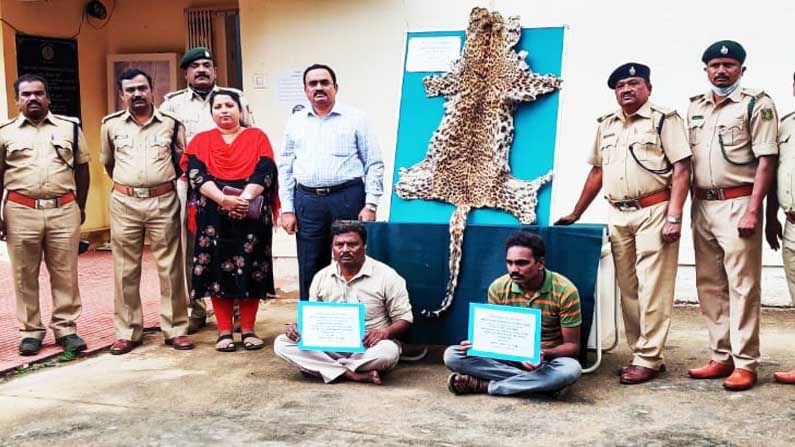 ನೆಲಮಂಗಲದಲ್ಲಿ ಚಿರತೆ ಚರ್ಮ ಮಾರುತ್ತಿದ್ದ ಇಬ್ಬರ ಬಂಧನ