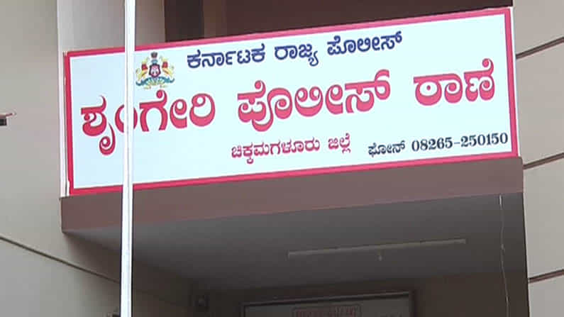 ಸುಸಜ್ಜಿತ ಆಸ್ಪತ್ರೆಗೆ ಆಗ್ರಹಿಸಿ ಶೃಂಗೇರಿ ಬಂದ್: ಭಕ್ತರು ಒಂದು ದಿನ ದೂರ ಇರಿ ಎಂದ ಸ್ಥಳೀಯರು