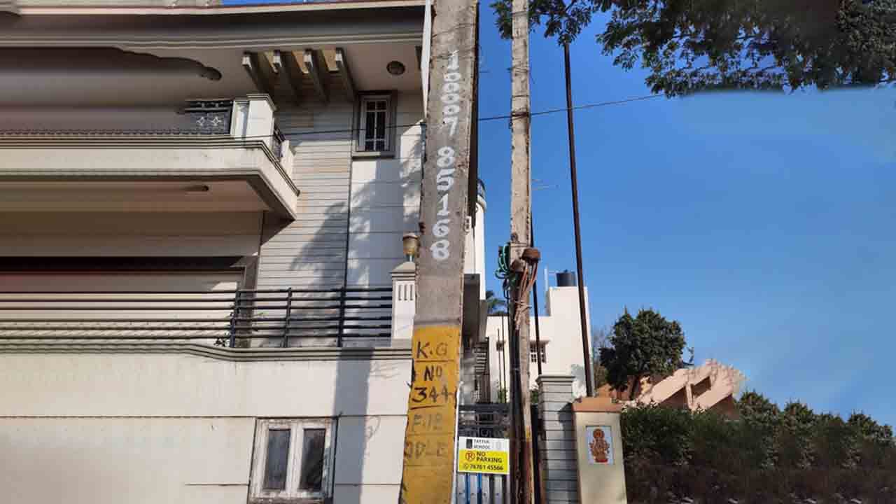 Electrocution ಕೆಂಗೇರಿಯಲ್ಲಿ ದುರಸ್ತಿ ವೇಳೆ ವಿದ್ಯುತ್ ಪ್ರವಹಿಸಿ Power man ದುರ್ಮರಣ