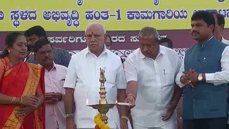 ದೇಶದಲ್ಲಿ ಶಿವಮೊಗ್ಗ ಜಿಲ್ಲೆ 18ನೇ ಸ್ಥಾನ ಪಡೆದಿದೆ -ಸ್ಮಾರ್ಟ್ಸಿಟಿ ಯೋಜನೆಯ ಕಾಮಗಾರಿಗೆ ಸಿಎಂ ಬಿ.ಎಸ್.ಯಡಿಯೂರಪ್ಪರಿಂದ ಚಾಲನೆ