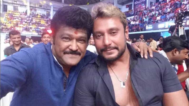 ದರ್ಶನ್ ಅಭಿಮಾನಿಗಳು ತಲೆ ಮಾಂಸ, ಕುರಿ ಕೇಳುತ್ತಾರೆ ಎಂಬ ವಿವಾದ ತಣ್ಣಗಾಗಿಸಲು ಜಗ್ಗೇಶ್ ಟ್ವೀಟ್