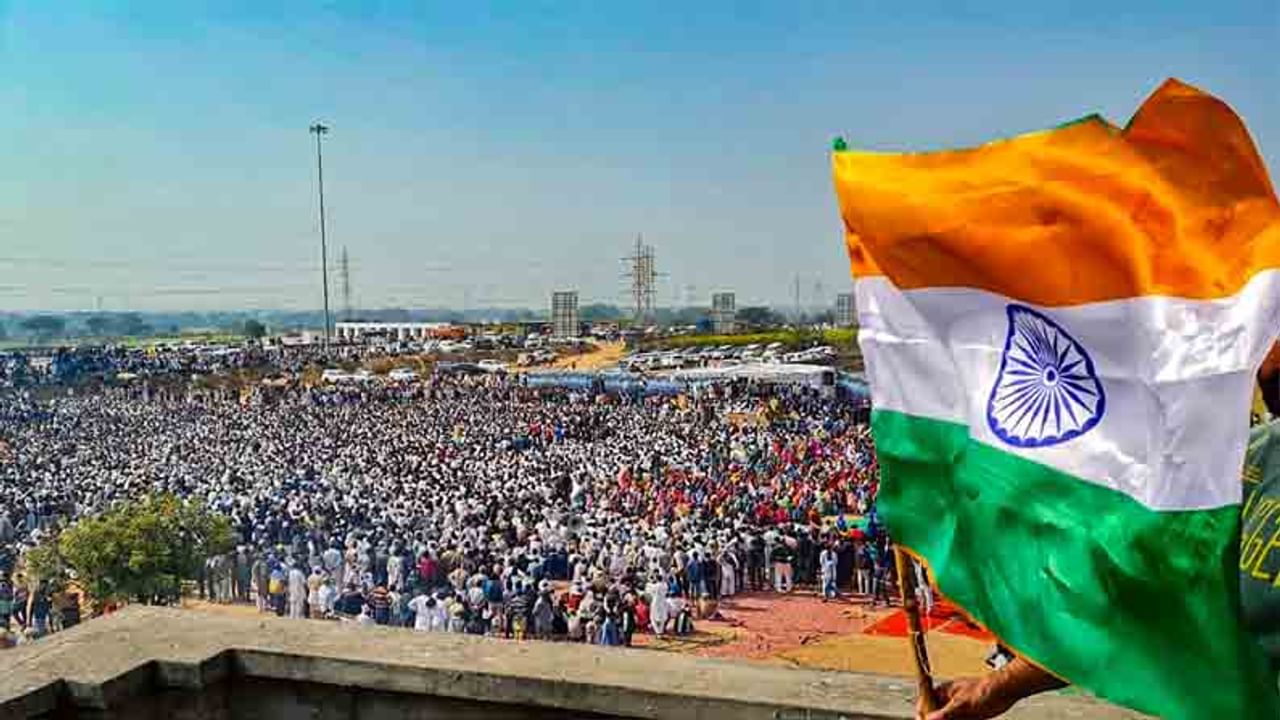 ಕೇಂದ್ರ ಸರ್ಕಾರ ಜಾರಿಗೊಳಿಸಲು ಉದ್ದೇಶಿಸಿರುವ ನೂತನ ಕೃಷಿ ತಿದ್ದುಪಡಿ ಕಾಯ್ದೆ ವಿರೋಧಿಸಿ ರೈತರು ನಡೆಸುತ್ತಿರುವ ಪ್ರತಿಭಟನೆಯು 72 ದಿನಗಳನ್ನು ಪೂರೈಸಿದೆ. ಗಣರಾಜ್ಯೋತ್ಸವ ದಿನದಂದು ನಡೆದ ಅನುಚಿತ ಘಟನಾವಳಿಗಳ ಬಳಿಕ, ರೈತ ಮುಖಂಡರು ಮತ್ತೆ ಚಳುವಳಿ ಸಂಘಟಿಸಲು ಮುಂದಾಗಿದ್ದಾರೆ.