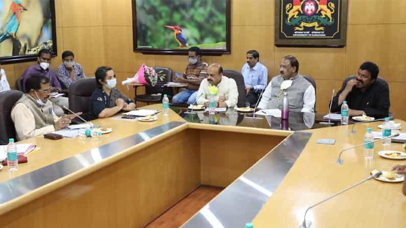 ಕನ್ನಡ ಸಾಹಿತ್ಯ ಸಮ್ಮೇಳನ ಮುಂದೂಡಿಕೆ, ಮಾರ್ಚ್ 9ರ ಬಳಿಕ ಹೊಸ ದಿನಾಂಕ ನಿಗದಿ: ಅರವಿಂದ ಲಿಂಬಾವಳಿ ಕನ್ನಡ ಸಾಹಿತ್ಯ ಸಮ್ಮೇಳನ ಮುಂದೂಡಿಕೆ, ಮಾರ್ಚ್ 9ರ ಬಳಿಕ ಹೊಸ ದಿನಾಂಕ ನಿಗದಿ: ಅರವಿಂದ ಲಿಂಬಾವಳಿ