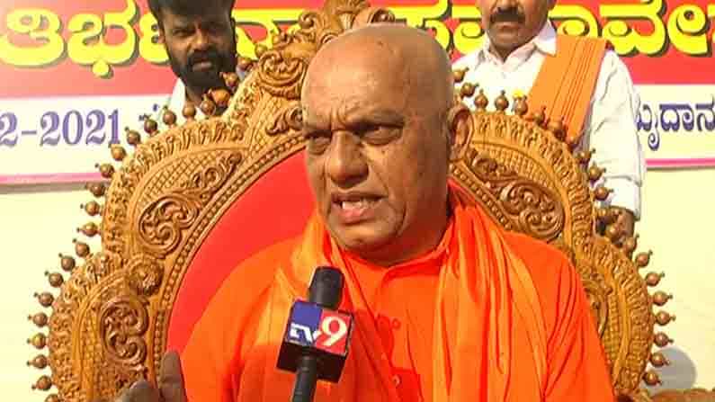 ‘ಲಿಂಗಾಯತ, ಕುರುಬ, ವಾಲ್ಮೀಕಿ ಸಮುದಾಯಗಳು ಮೀಸಲಾತಿಗಾಗಿ ಬೊಬ್ಬೆ ಹಾಕ್ತಿದೆ.. ನಿಮ್ಗೂ ಕೊಡೋಣಪ್ಪ ಅನ್ನೋಕೆ ಅದೇನು ಕಡ್ಲೇಕಾಯಿನಾ?’ ‘ಲಿಂಗಾಯತ, ಕುರುಬ, ವಾಲ್ಮೀಕಿ ಸಮುದಾಯಗಳು ಮೀಸಲಾತಿಗಾಗಿ ಬೊಬ್ಬೆ ಹಾಕ್ತಿದೆ.. ನಿಮ್ಗೂ ಕೊಡೋಣಪ್ಪ ಅನ್ನೋಕೆ ಅದೇನು ಕಡ್ಲೇಕಾಯಿನಾ?’