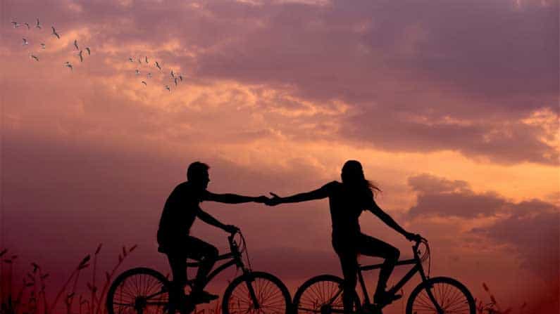 Valentine's Day: ಊಹಿಸಿರಲಿಲ್ಲ ನಿನ್ನ ನೋಡುವ ತನಕ, ಒಂದು ಭಾವನೆ ಇಷ್ಟು ತೀವ್ರವೆಂದು.. Valentine's Day: ಊಹಿಸಿರಲಿಲ್ಲ ನಿನ್ನ ನೋಡುವ ತನಕ, ಒಂದು ಭಾವನೆ ಇಷ್ಟು ತೀವ್ರವೆಂದು..