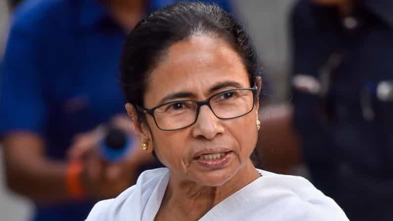 West Bengal Elections 2021: ಟಿಎಂಸಿ ಪಟ್ಟಿ ಬಿಡುಗಡೆ; ಮಹಿಳೆ, ಮುಸ್ಲಿಂ, ಯುವ ಮತ್ತು ಹಿಂದುಳಿದ ವರ್ಗಗಳಿಗೆ ಮಣೆ- ಮೈತ್ರಿಗೆ ಮೂರು! West Bengal Elections 2021: ಟಿಎಂಸಿ ಪಟ್ಟಿ ಬಿಡುಗಡೆ; ಮಹಿಳೆ, ಮುಸ್ಲಿಂ, ಯುವ ಮತ್ತು ಹಿಂದುಳಿದ ವರ್ಗಗಳಿಗೆ ಮಣೆ- ಮೈತ್ರಿಗೆ ಮೂರು!