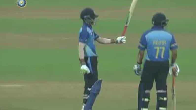 IPL Auction 2021: ಚೆಂಡಿರೋದೆ ಚಚ್ಚುವುದಕ್ಕೆ ಧೋರಣೆಯ ಅಜರುದ್ದೀನ್ 2021 ಐಪಿಎಲ್ ಸೀಸನ್​ನಲ್ಲಿ ಆರ್​ಸಿಬಿಗೆ ಆಡುತ್ತಾರೆ!