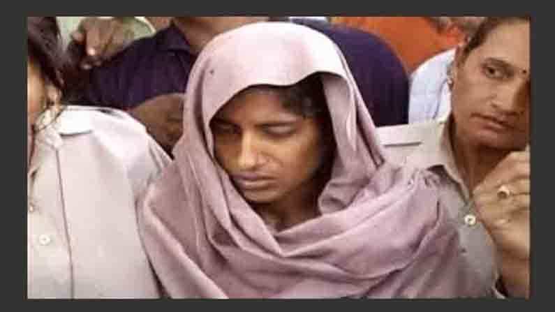 Shabnam Ali | ಸ್ವಾತಂತ್ರ್ಯ ಬಂದ ನಂತರ ಮರಣದಂಡನೆ ಶಿಕ್ಷೆಗೆ ಗುರಿಯಾದ ಮೊದಲ ಹೆಣ್ಣು ಶಬನಂ ಅಲಿ: ಯಾರೀಕೆ? ಏನು ಅಪರಾಧ? Shabnam Ali | ಸ್ವಾತಂತ್ರ್ಯ ಬಂದ ನಂತರ ಮರಣದಂಡನೆ ಶಿಕ್ಷೆಗೆ ಗುರಿಯಾದ ಮೊದಲ ಹೆಣ್ಣು ಶಬನಂ ಅಲಿ: ಯಾರೀಕೆ? ಏನು ಅಪರಾಧ?