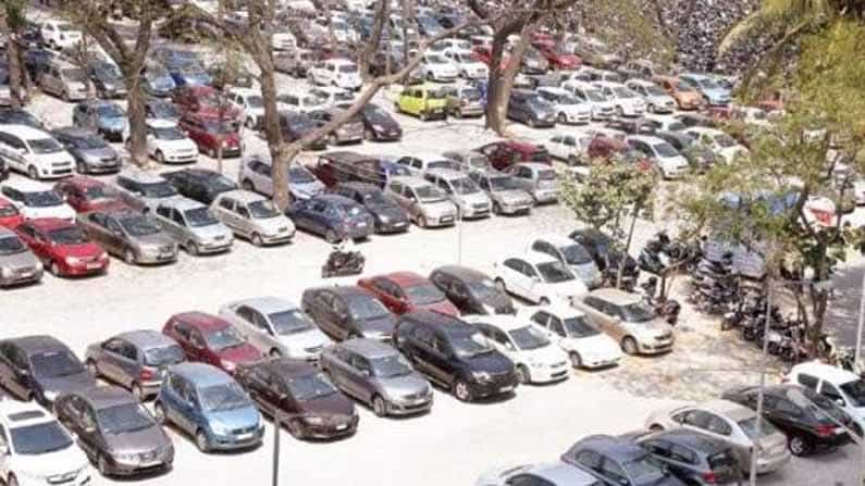 Parking Policy 2.0: ಬೆಂಗಳೂರಿನಲ್ಲಿ ಹೊಸ ಪಾರ್ಕಿಂಗ್ ನೀತಿ; ಖಾಸಗಿ ವಾಹನಗಳ ಬಳಕೆ ಕಡಿಮೆ ಮಾಡುವುದೇ ಉದ್ದೇಶ Parking Policy 2.0: ಬೆಂಗಳೂರಿನಲ್ಲಿ ಹೊಸ ಪಾರ್ಕಿಂಗ್ ನೀತಿ; ಖಾಸಗಿ ವಾಹನಗಳ ಬಳಕೆ ಕಡಿಮೆ ಮಾಡುವುದೇ ಉದ್ದೇಶ