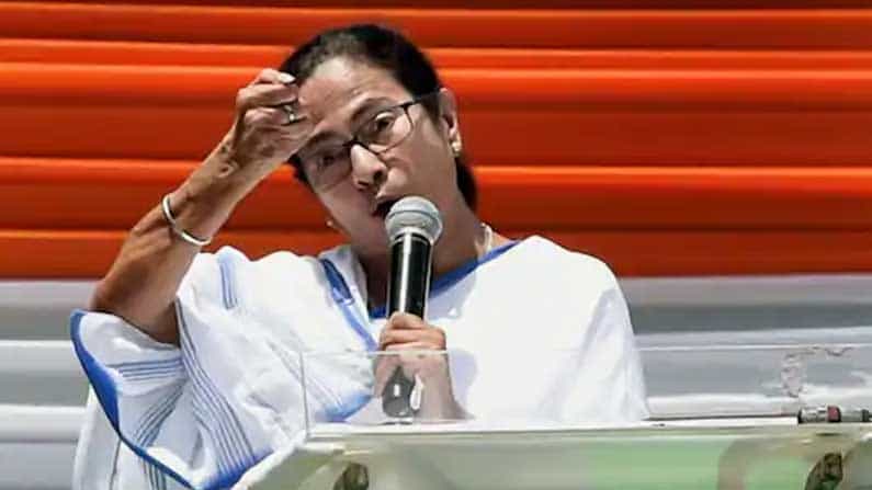 ಹಂಬ ಹಂಬ, ರಂಬ ರಂಬ, ಕಂಬ ಕಂಬ..! ಮತ್ತೆ ಟ್ರೋಲ್ ಆದ ಮಮತಾ ಬ್ಯಾನರ್ಜಿ ಹಂಬ ಹಂಬ, ರಂಬ ರಂಬ, ಕಂಬ ಕಂಬ..! ಮತ್ತೆ ಟ್ರೋಲ್ ಆದ ಮಮತಾ ಬ್ಯಾನರ್ಜಿ