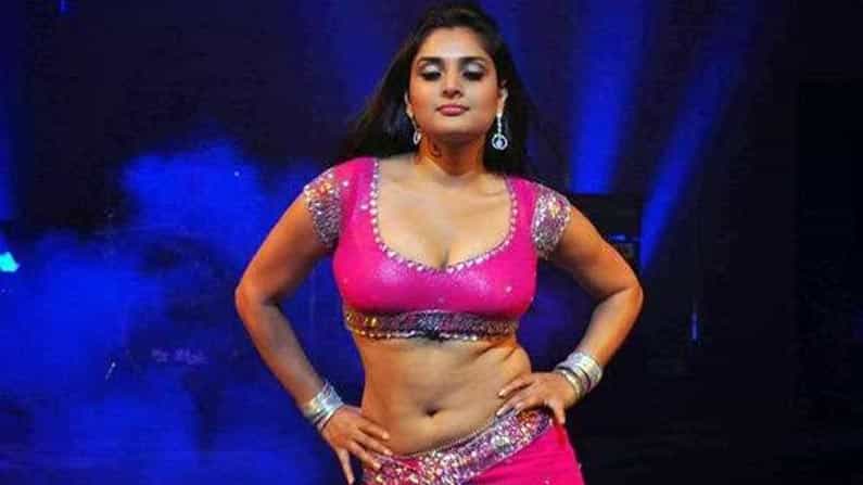 ರಾಜಕೀಯ-ನಟನೆಯಿಂದ ದೂರ ಉಳಿದಿರುವ ರಮ್ಯಾ ಈಗೇನು ಮಾಡ್ತಿದಾರೆ? ಇಲ್ಲಿದೆ ನೋಡಿ ವಿಡಿಯೋ ರಾಜಕೀಯ-ನಟನೆಯಿಂದ ದೂರ ಉಳಿದಿರುವ ರಮ್ಯಾ ಈಗೇನು ಮಾಡ್ತಿದಾರೆ? ಇಲ್ಲಿದೆ ನೋಡಿ ವಿಡಿಯೋ